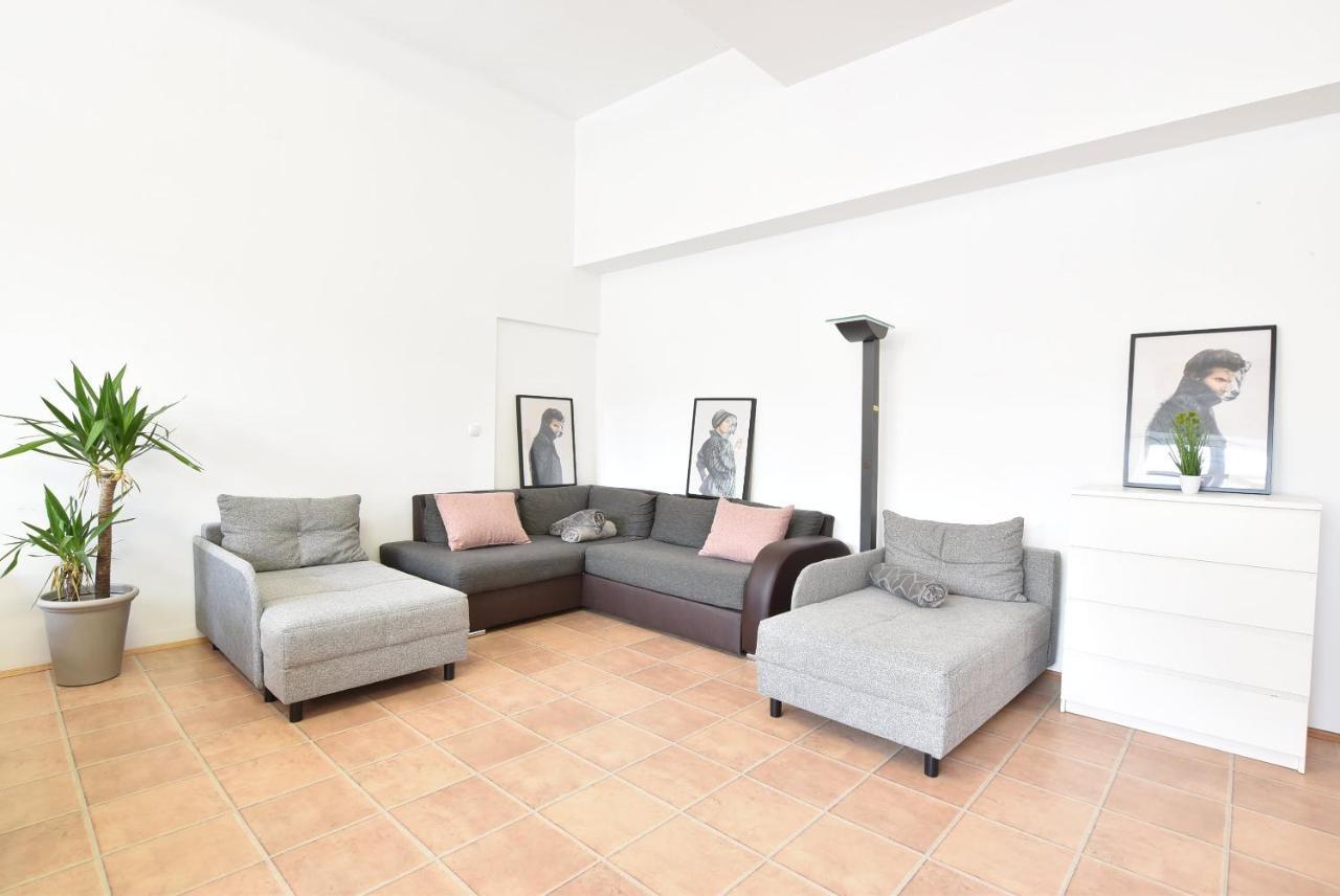 Huge Apartment In Awesome Location With Parking Innsbruck Eksteriør billede